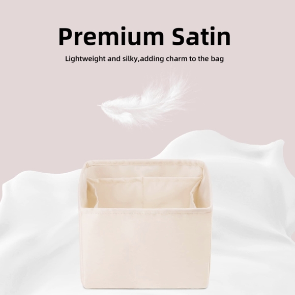 DGAZ Satin Purse Organizer/Silk - Picture 7 of 9